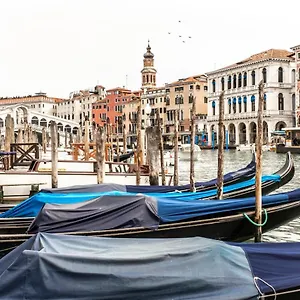  Apartamento Charming On The Grand Canal R&r Italia